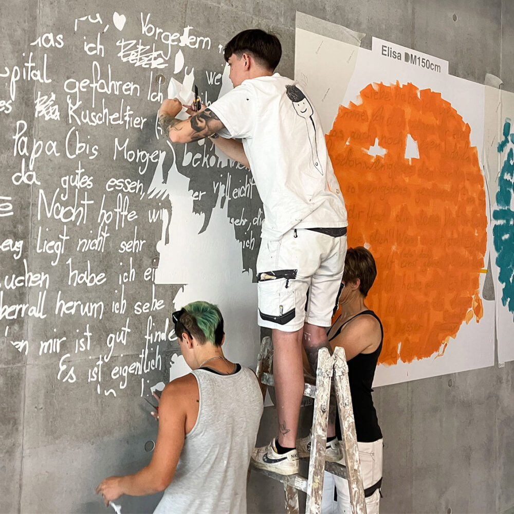 „My Valduna Family… Letters from and to“